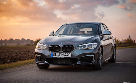 Foto BMW M140i Mineralgrau metallic von Ayke Achgelis