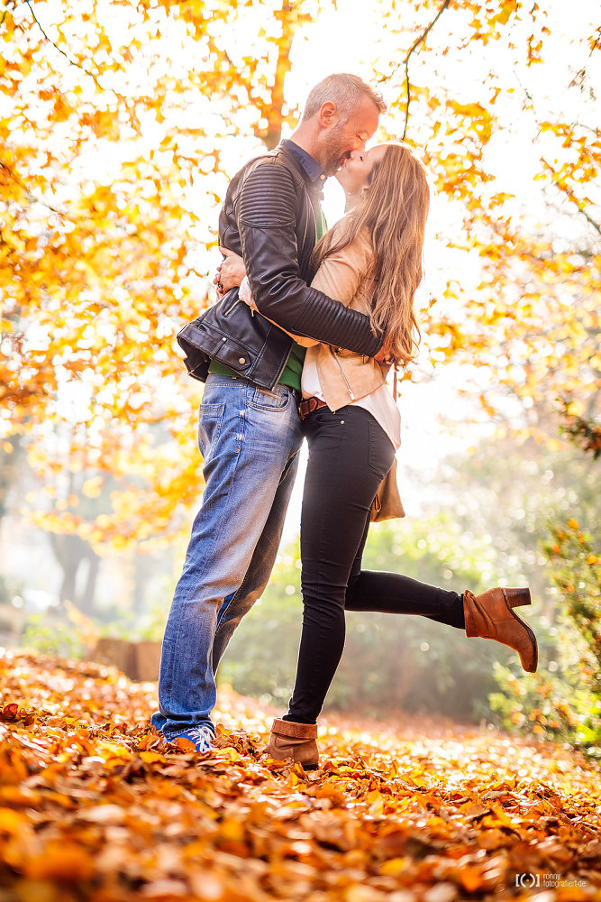 Foto Herbstshooting mit Julia & John von Ronny Walter
