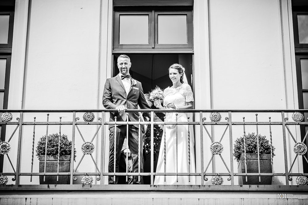 Foto Hochzeitsfotos mit Balkon des Standesamtes Oldenburg von Ronny Walter